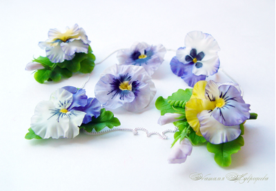 Комплект "Анютины глазки".