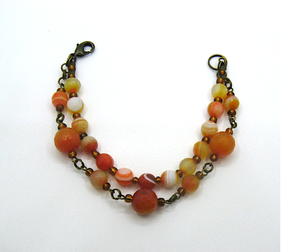 Комплект украшений "Мотивы": бусы и браслет из агата