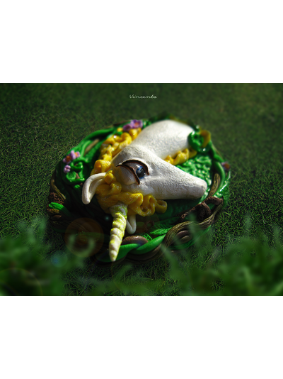 Сказочное колье с подвеской "Единорог"