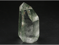 Кварц горный хрусталь с фантомами и хлоритом, кристалл полированный, Бразилия (52*29*25 мм, 52 г) №36859