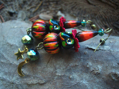 "Колыбельная с острова Кваковки", волшебные серьги с лягушками, тыковками и хрустальными бусинами