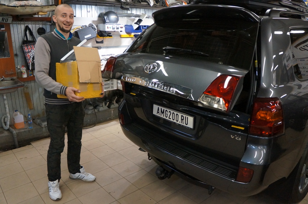 Beskontaktnoe Otkryvanie Dveri Bagazhnika Land Cruiser 200