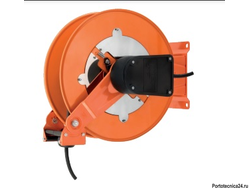 Барабан авто. для эл.кабеля. с кабелем дл. 20+2м 3 жилы 2,5 мм 220В 16А IP65