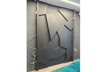 Готовый результат. Сбоку на торцевых балках еще будут смонтированы подрозетники и аккуратно собраны розетки и выключатели. Но это уже работа электрика.