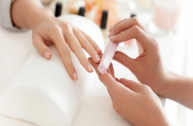 МАНИКЮРНЫЙ ЗАЛ