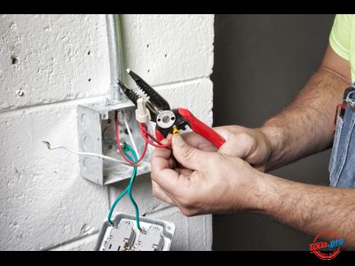 Комбинированные кусачки для зачистки проводов Milwaukee 7 в 1 4932478554