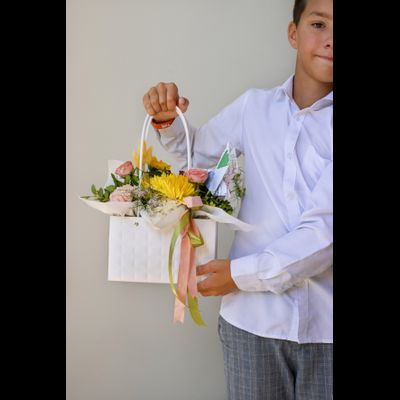 Цветочная композиция учителю / воспитателю № 857