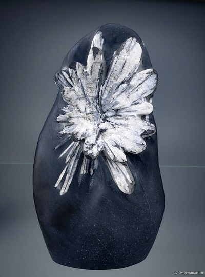 Целестин в аргиллите "хризантемовый камень". Китай. 113*65*35мм