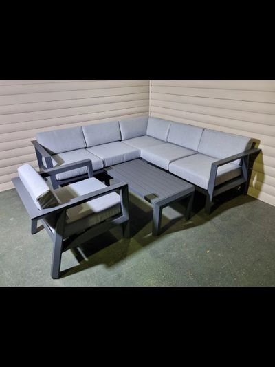 Комплект мебели из алюминия для улицы Graphite V110