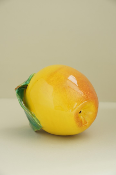 Яблоко с листом (желтое)