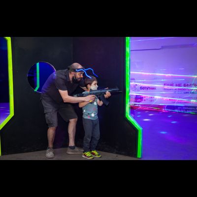 День рождения в лазертаге с танцполом и банкетным залом в Петрозаводске на 3 часа