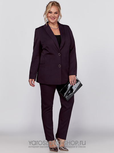 Костюм 2-х предметный, состоящий из пиджака и брюк в цвете баклажан