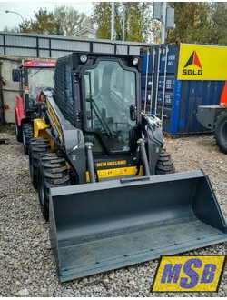 Стекло на мини-погрузчик New Holland L215