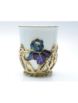 Подарочная фарфоровая чашка "Ирисы" в подстаканнике.