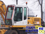 9482516 Стекло лобовое верхнее для экскаватора Liebherr 900