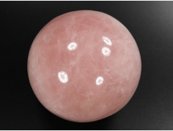 Шар Розовый кварц, Мадагаскар (60 мм, 306 г) №35386