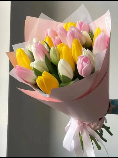 Букет из 31 тюльпана: микс
