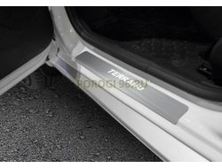 Накладки на пороги для Nissan Terrano 2014-