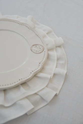 Салфетка с оборками из льна (белый)