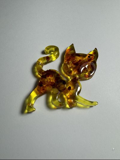 Котик магнит