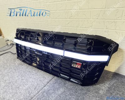 Решетка Toyota Land Cruiser 300 LED антихром