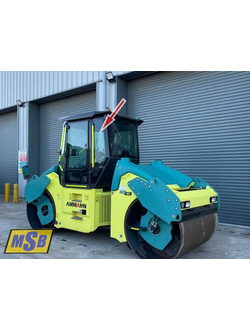 стекло кузовное заднее левое на Ammann ARX 90, Ammann ARX 90K, Ammann ARP 95, Ammann ARX 110