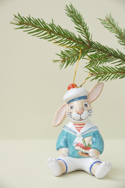 Заяц плюшевый