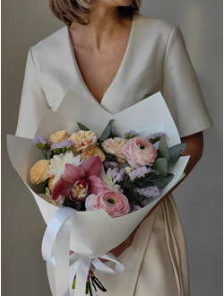 Букет цветов на 8 марта № 751