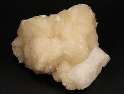 Стильбит, Апофиллит, Индия (77*65*53 мм, 233 г) №28814