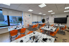 Стол ДУ-25 и стул СУ-68-ПР