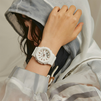 Часы Casio G-Shock GMA-P2100M-7A