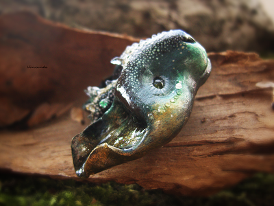 "КотоВолк (Котовий ЛосеВолк) из рода котов-единорогов" - брошь в лесном стиле