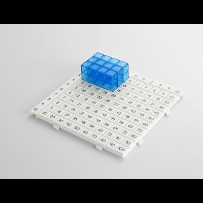 Математические доски и полупрозрачные кубики. Набор учебно-игровой.