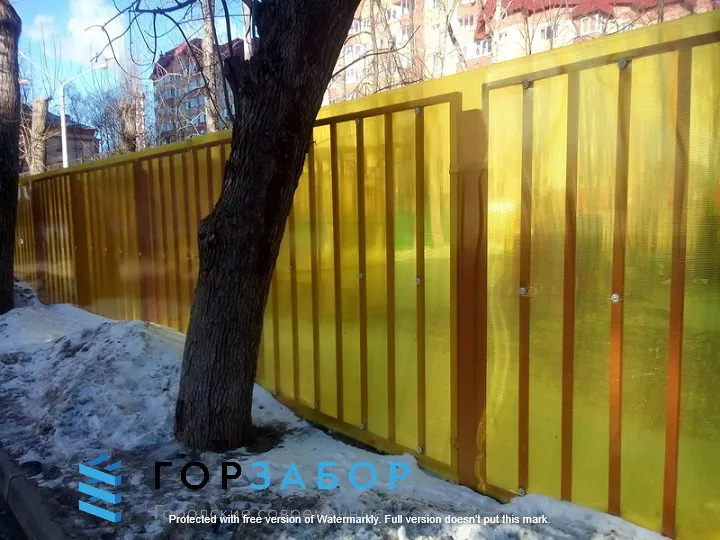 Забор из поликарбоната купить
