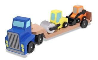 Развивающая игрушка деревянный BeeZee Toys Погрузчик с набором машинок