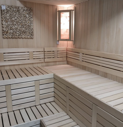 Спинка декоративная готовая, в сборе, липа, светлые вставки, длина 195см.