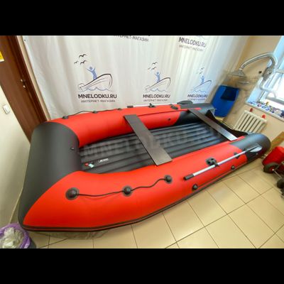 Моторная лодка Таймень RX 4300 НДНД красный/черный