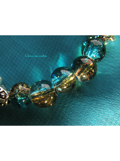 Отдых на лазурном берегу... Браслет в морском стиле с бусинами "кракле" и рыбкой