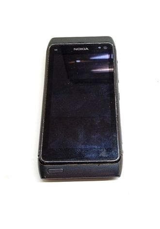 Неисправный телефон Nokia N8 (нет АКБ, не включается)