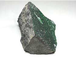 Уваровит кристаллы на породе, Урал (94*87*55 мм, 812 г) №25871