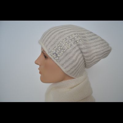 Vizio шапка 1606  Италия белая