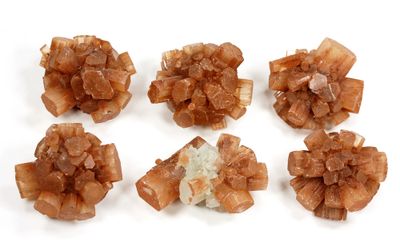 Арагонит оранжевый, сросток кристаллов в ассортименте, Марокко (30-40 мм, 16-20 г) №29392