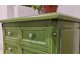 Зеленый аптекарский комод с 11 ящиками.