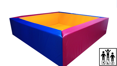 Сухой бассейн квадратный без аппликаций 120*120*36 разборный синий/красный DNN