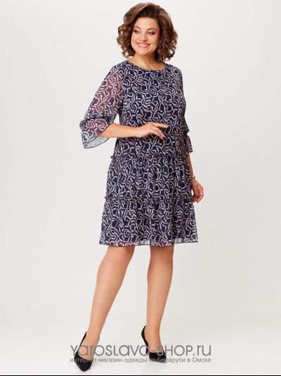 Шифоновое платье прямого силуэта с воланами