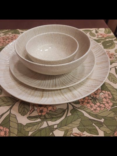 Тарелка обеденная Solaris песочная 27,5 см