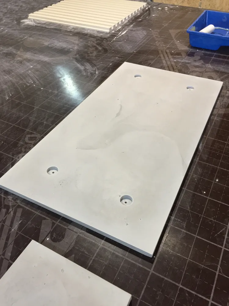 Внешний вид готовой панели. Цвет подбирался под интерьер заказчика и в соответствии с его требованиями.