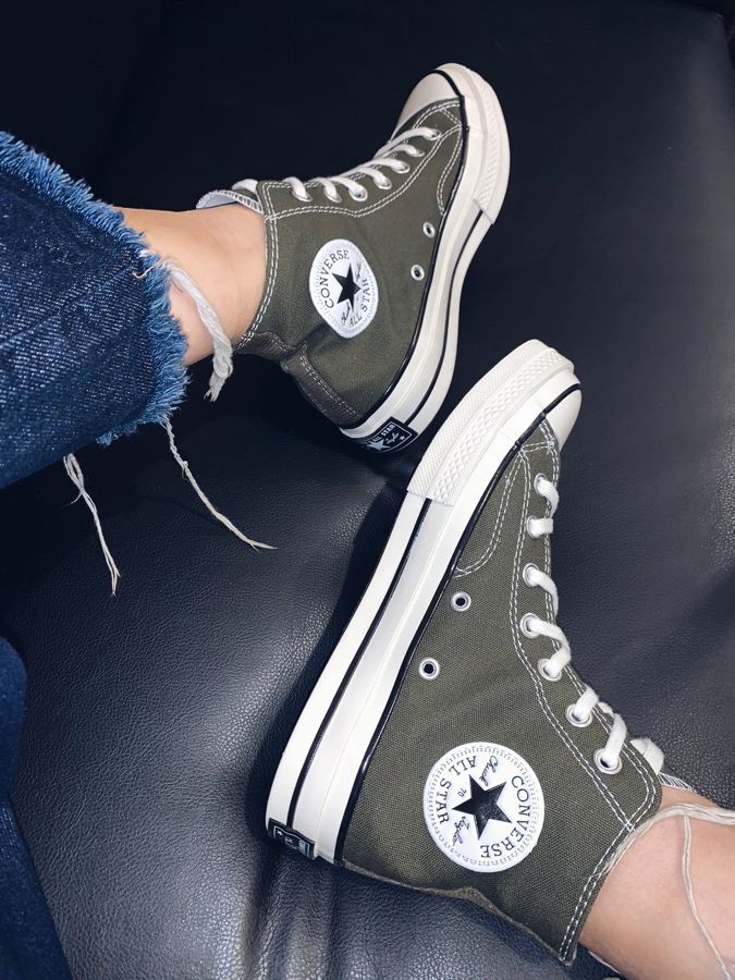 Женские кеды Converse Chuck Taylor 70 со скидкой до 60% в СПб 