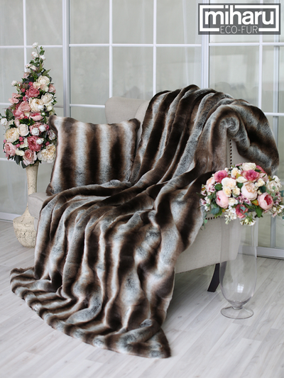 Плед из искусственного меха шиншиллы