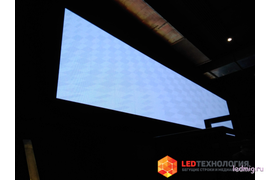 Светодиодный экран в торговый центр интерьерный